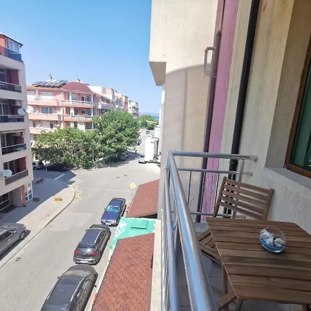 דירה One-bedroom In פומורי